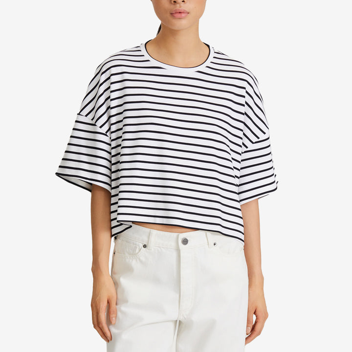 Stylein Jimmy T-shirt i svartvitt randigt – rak damtopp i mjuk stretchig viskosblandning