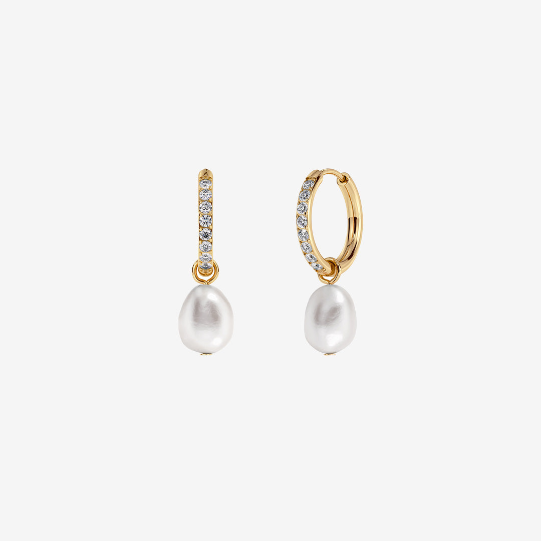 Perla hoops sparkle gold örhängen med sötvattenpärlor och stenar