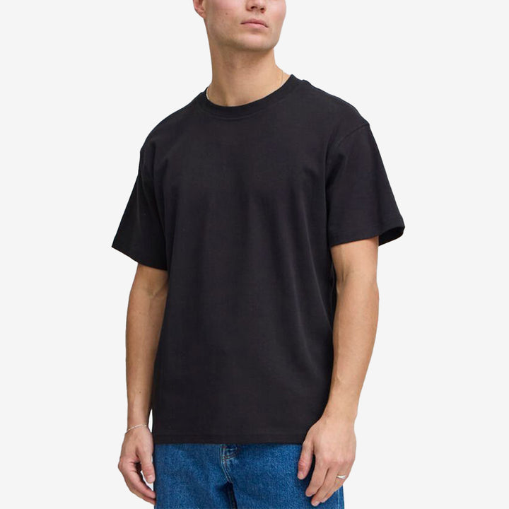 SDDanton SS t-shirt i färgen True Black, kortärmad svart herrtröja i bomull