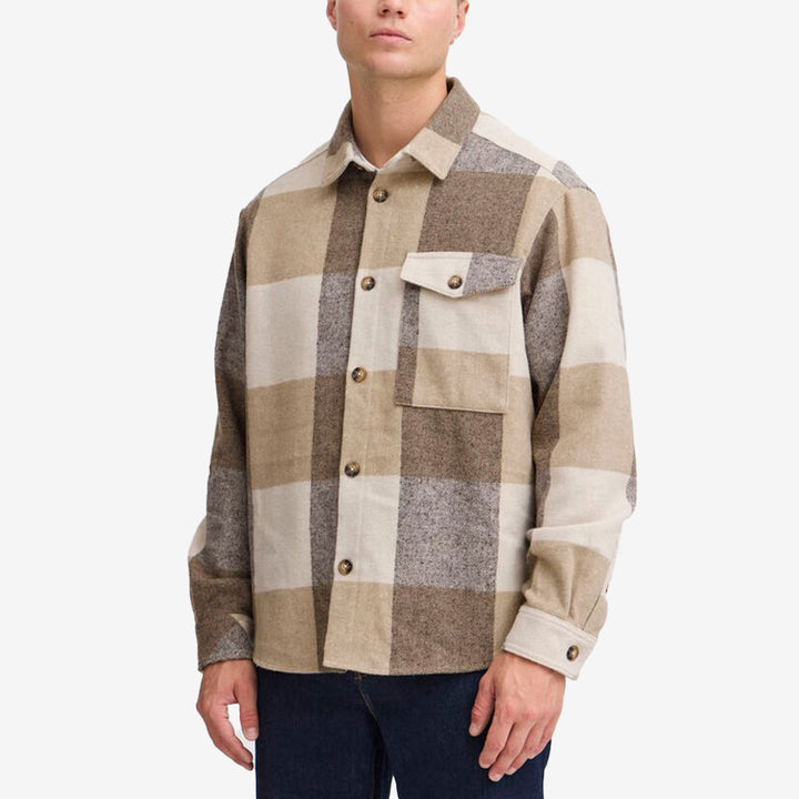 SDManheim overshirt i färgen Starfish, herrskjorta i beige polyester