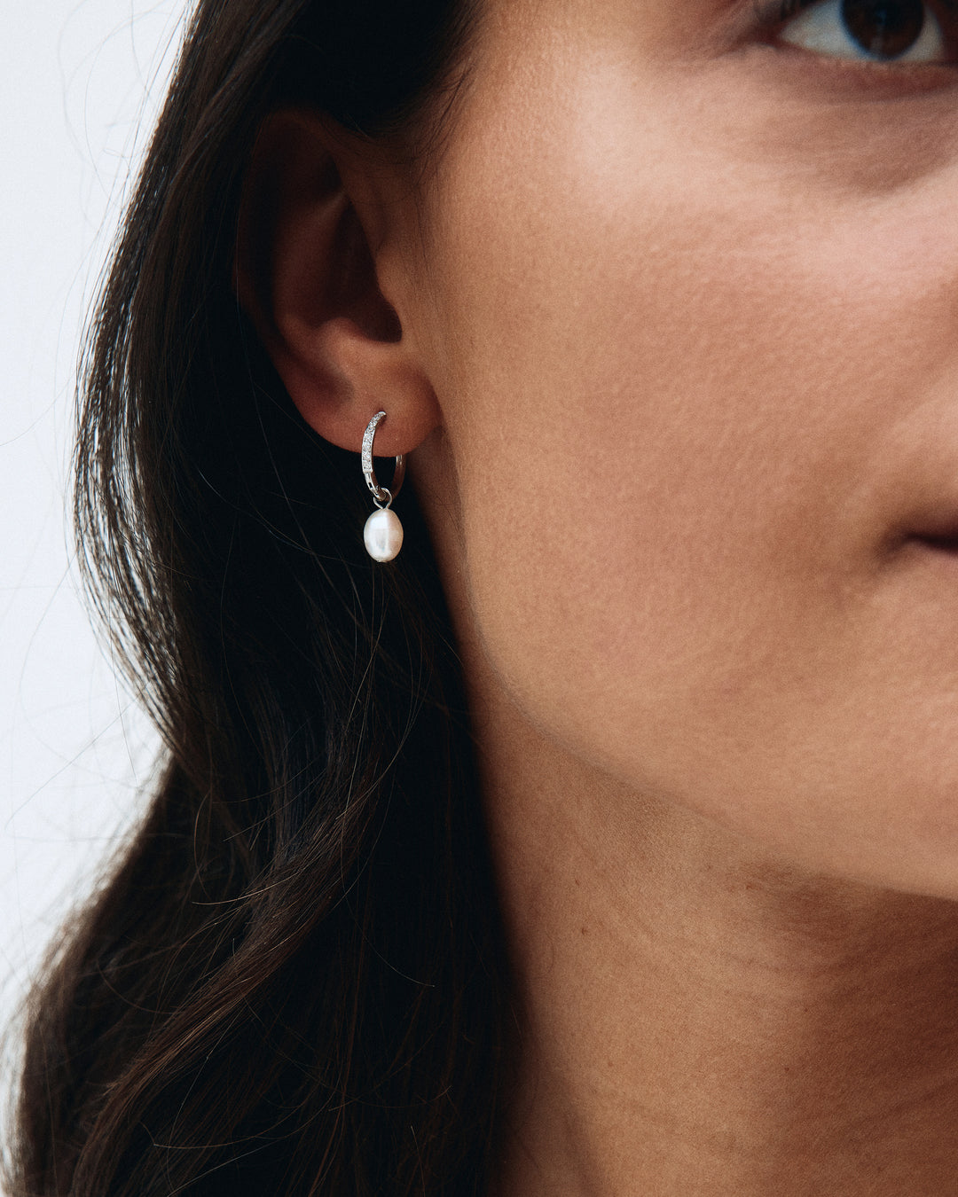 Perla Hoops Sparkle Steel