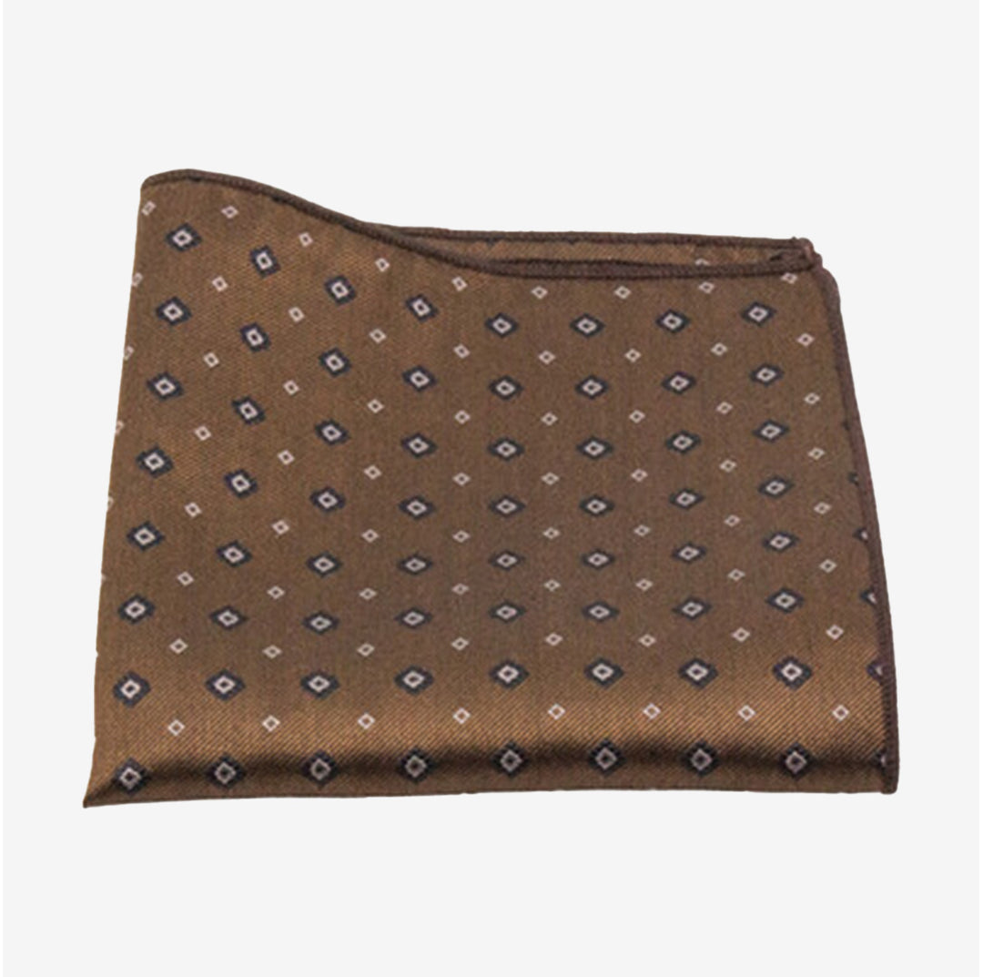 Rostfärgad bröstnäsduk i siden – Torneträsk Hankie N425