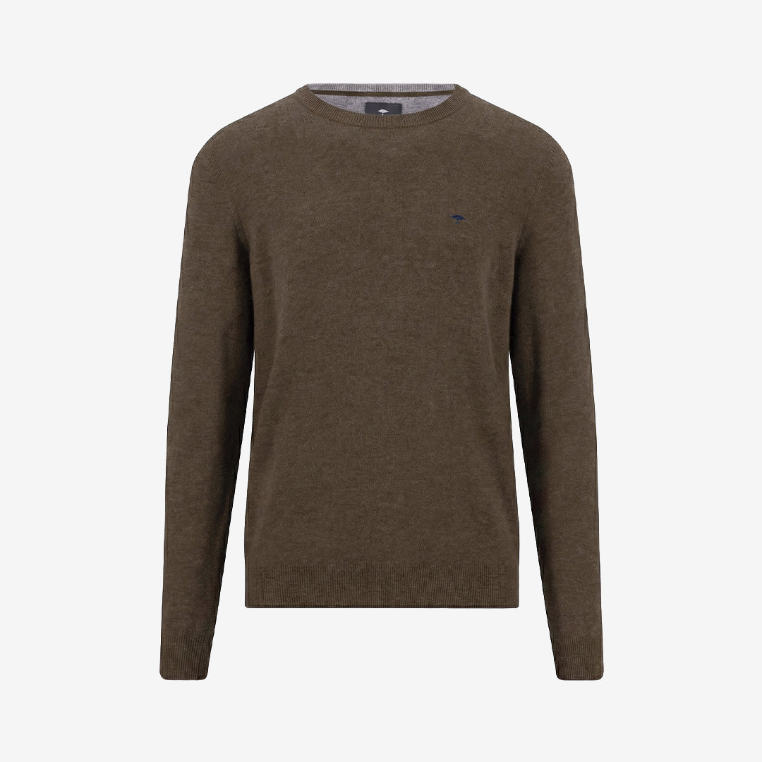 Fynch Hatton O-Neck Merino Cashmere tröja i Soil med rund hals och mjuk kvalitet i ull och kashmir.