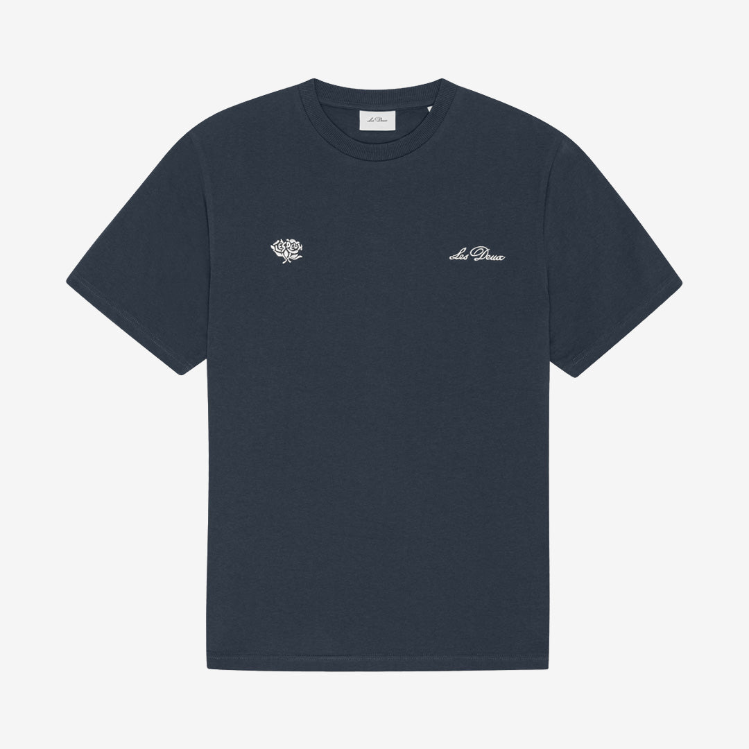 Les Deux Deux T-shirt i India Ink Blue tillverkad i ekologisk bomull med klassisk passform och stilren design.