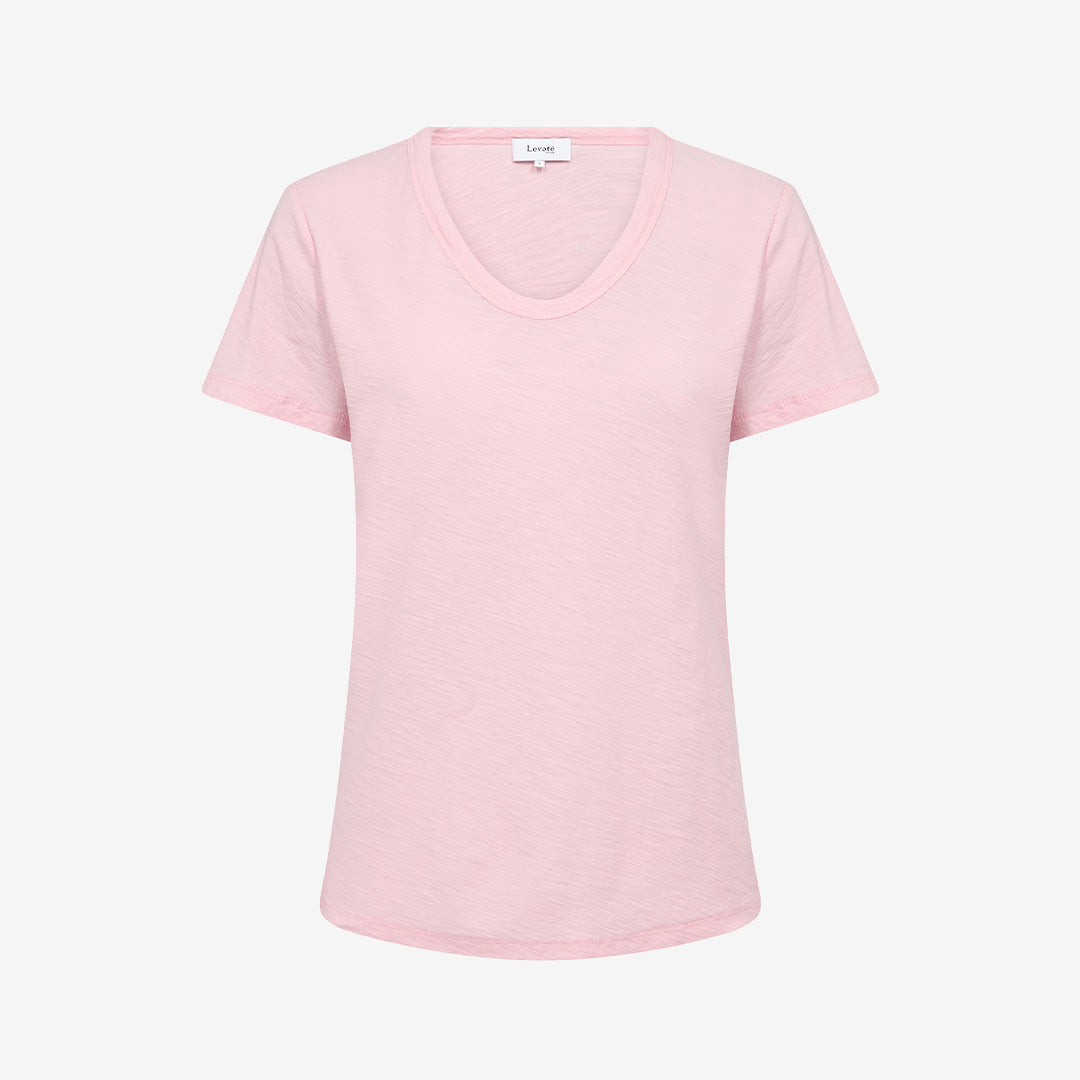 T-shirt i ekologisk bomull i färgen rose med v-ringning och korta ärmar