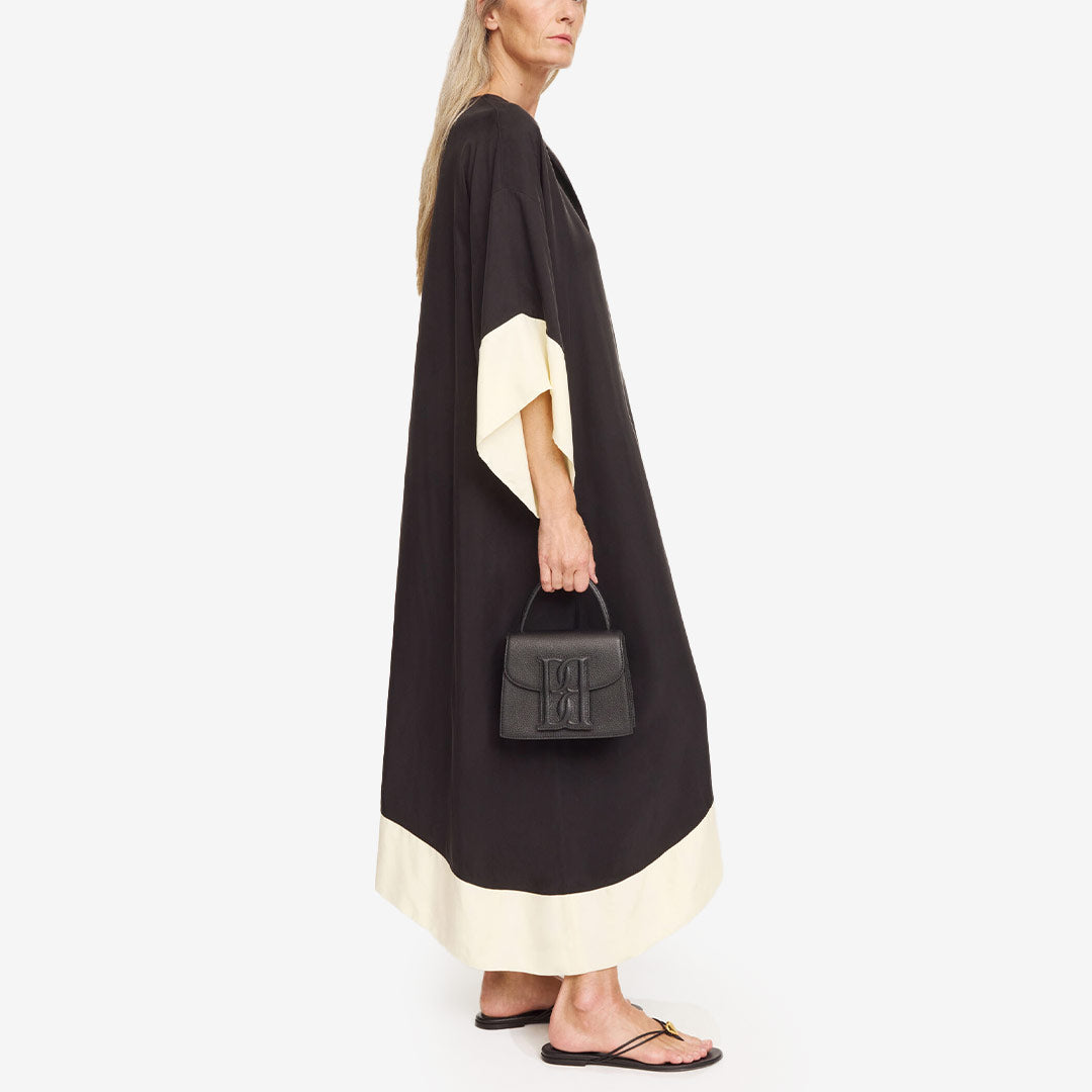 By Malene Birger Cicine maxiklänning black white color block dam
