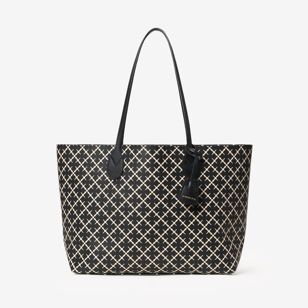 By Malene Birger Abigail svart tote bag med Signature Flower-mönster 104517