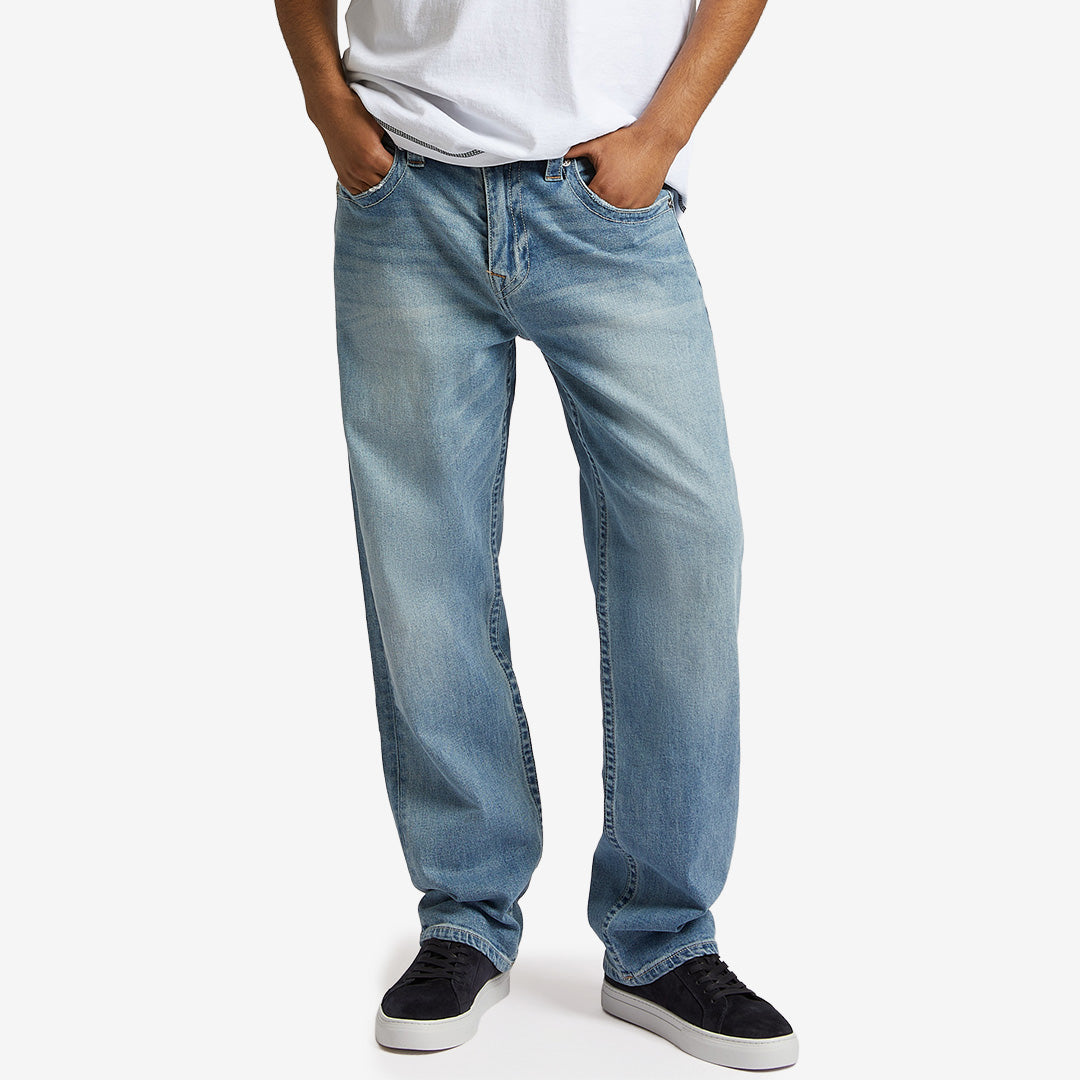 True Religion Bobby jeans i Brilliant Med Wash med rak passform