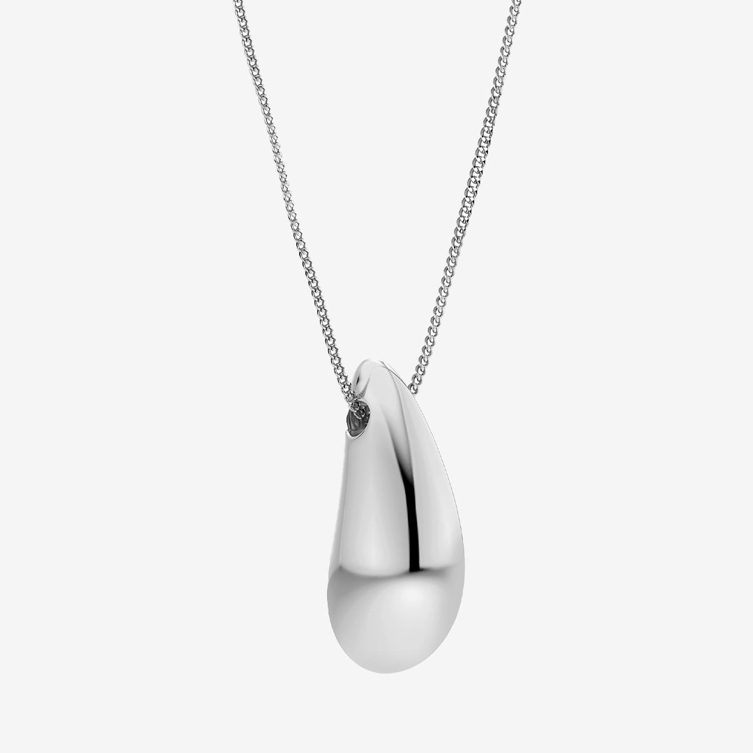 Harmony necklace steel – halsband i blankt rostfritt stål med droppformat hänge och genomgående kedja