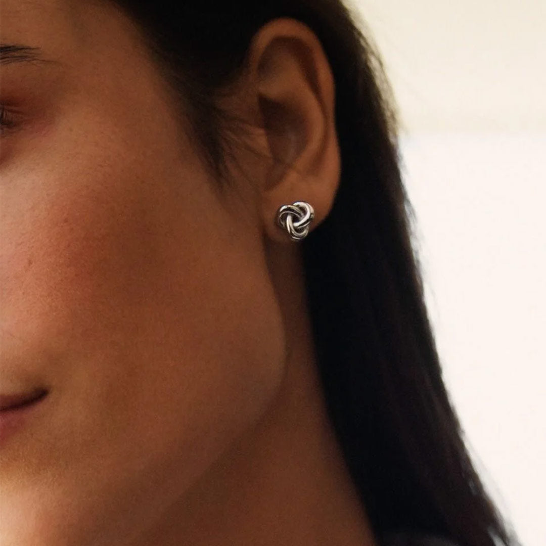 Infinity Knot Studs S Steel