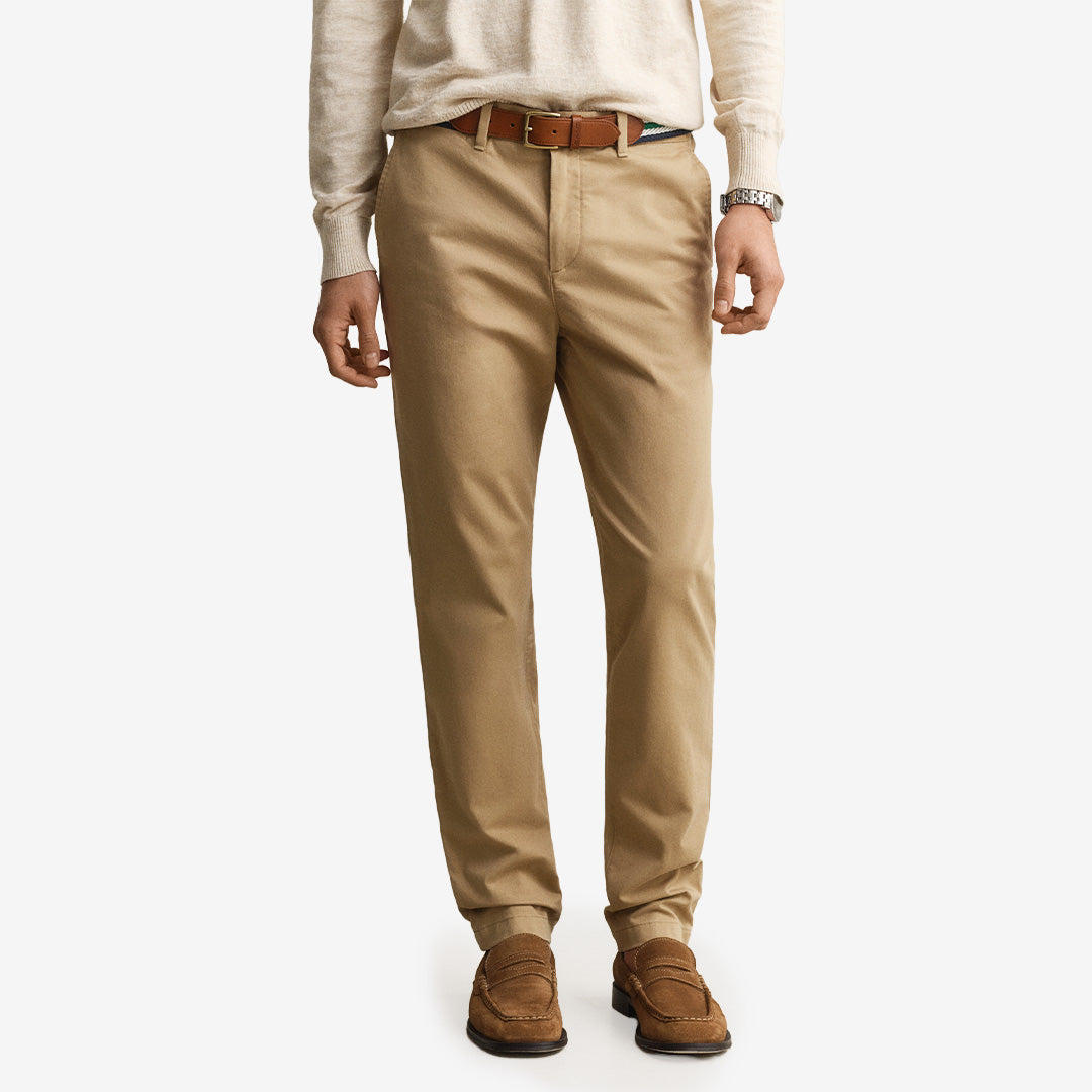 Slim classic chinos i dark khaki, ekologisk bomull med elastan