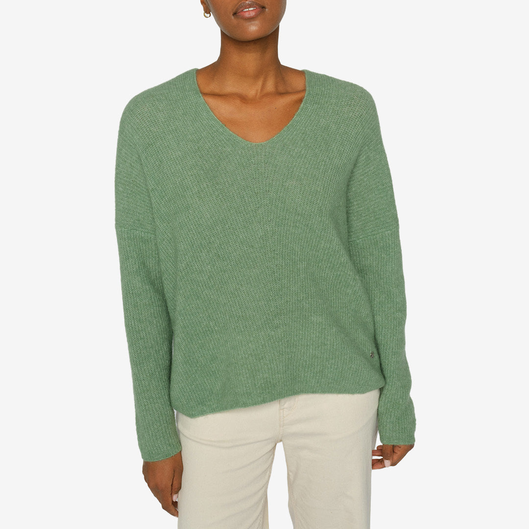 Turf Green stickad tröja i alpacka- och ullmix med v-ringning och avslappnad passform