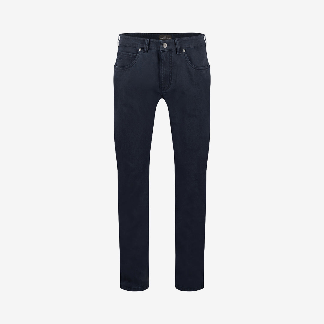 Fynch Hatton Microprint 5-Pocket byxor i Ink Blue med klassisk 5-pocket-design och stretchig bomullskvalitet.