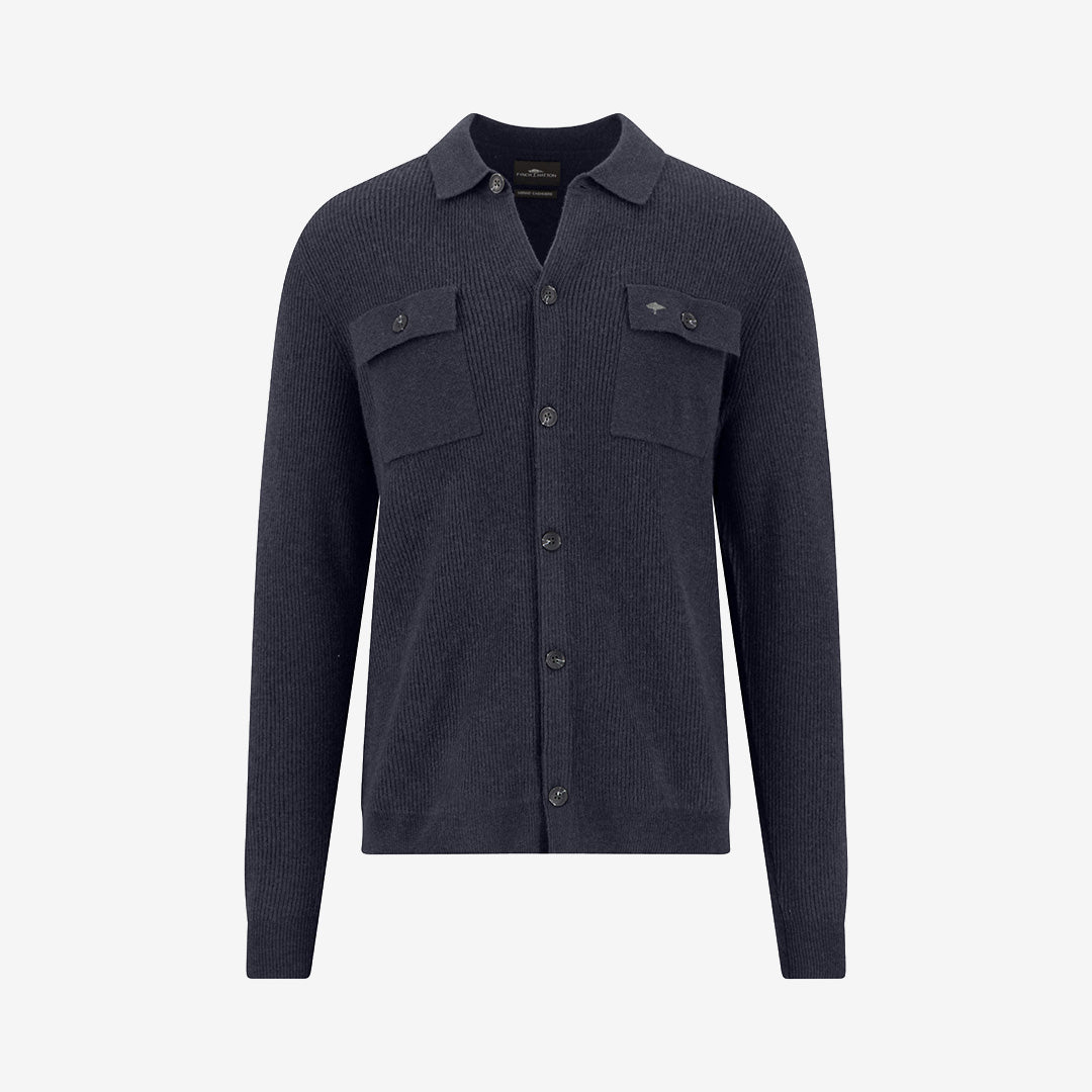 Fynch Hatton Buttoned Cardigan i Navy med knappstängning och mjuk kvalitet i ull och kashmir.