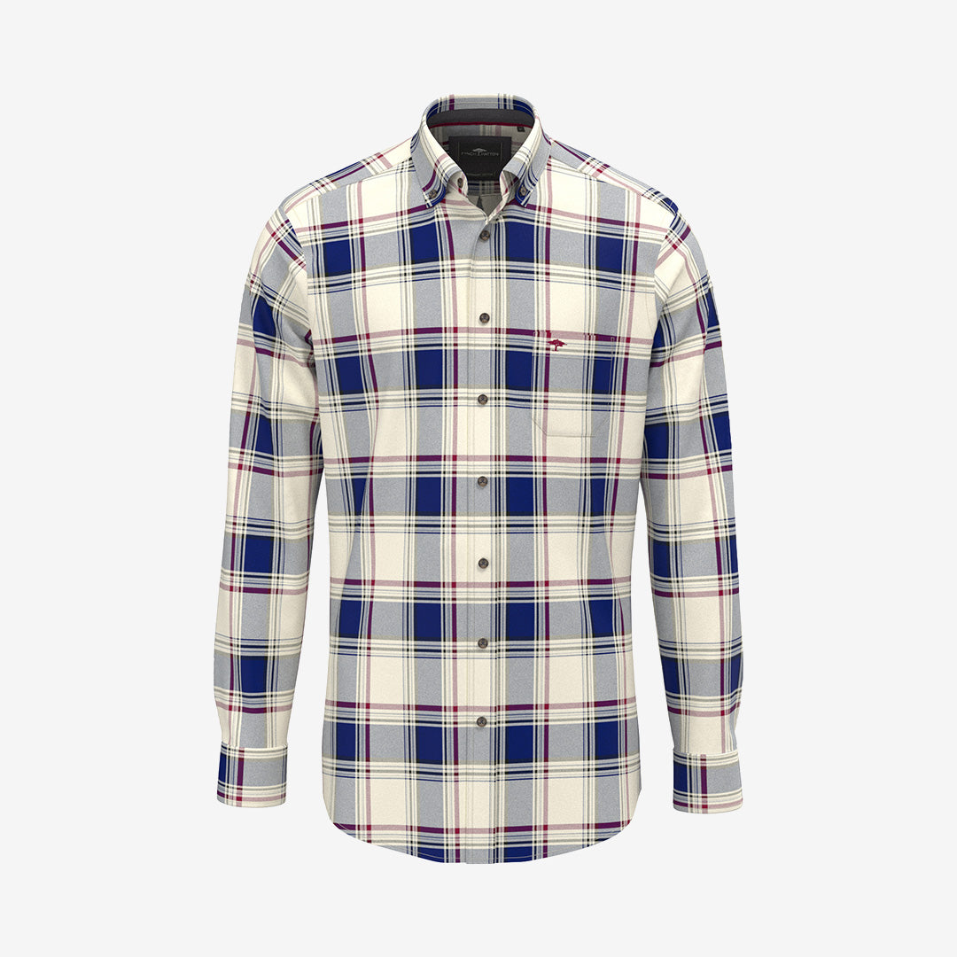 Fynch Hatton Herringbone Check B.D. skjorta i Ink Blue med klassiskt rutmönster och button down-krage.