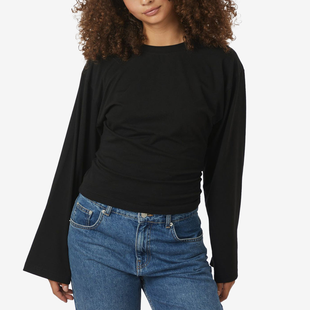Svart långärmad t-shirt med lös passform i bomull – Paska Boxy Long Tee