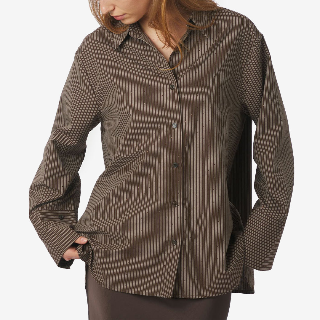 Dita striped shirt dark brown – randig oversized skjorta i poplin med små dekordetaljer