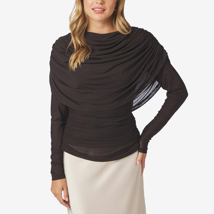 Neo Noir Lottuna Drapy Mesh Blouse meshblus för dam i Dark Brown med figursydd silhuett, långa ärmar och draperade detaljer.