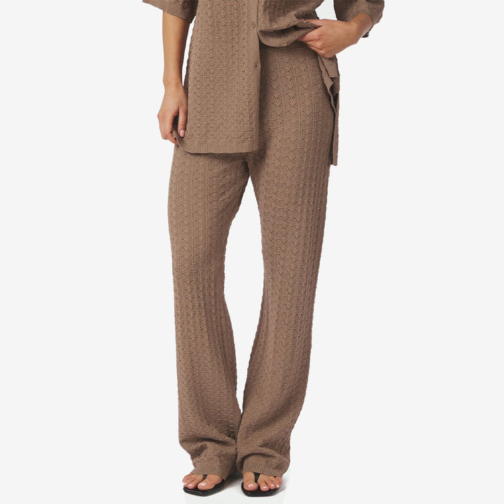 Neo Noir Rizzy Fine Crochet Pants taupe virkade byxor för dam med vida ben