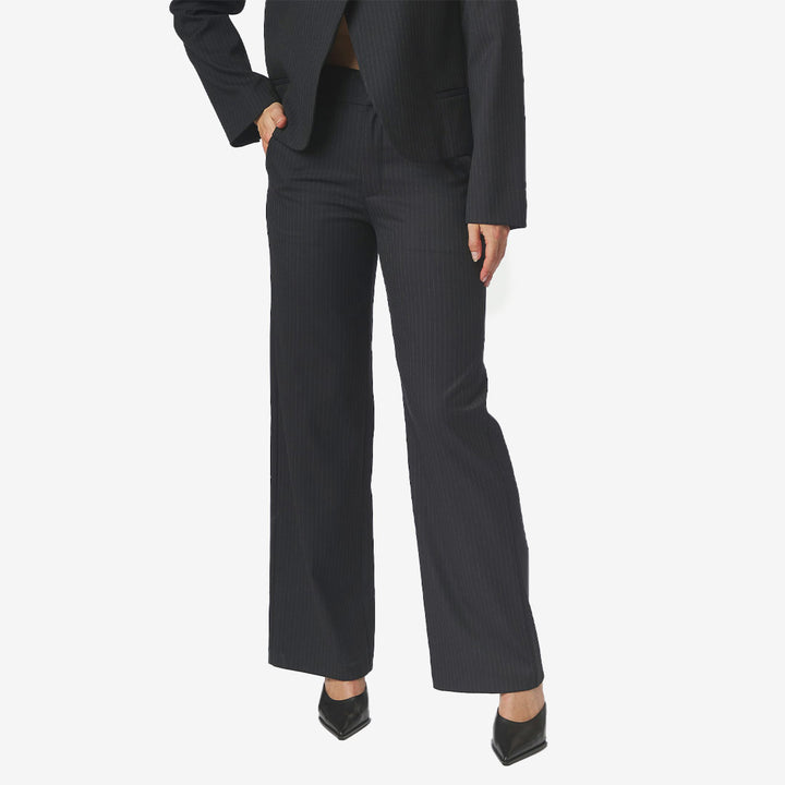 Neo Noir Nathalie Slim Pinstripe Pants dam Dark Navy 170346