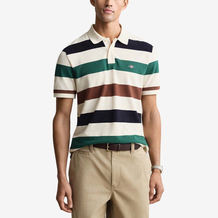 Gant Striped SS Polo i cream med garnfärgade ränder och broderad Gant-shield på bröstet