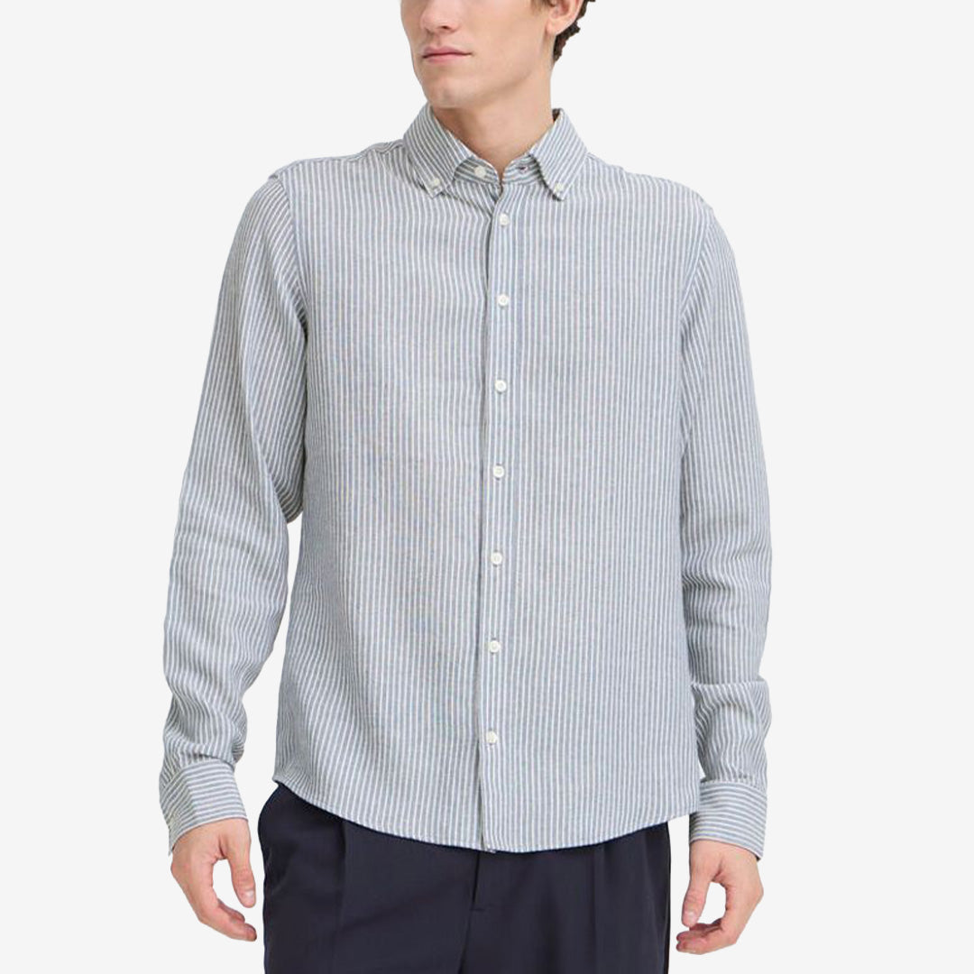 CFHANES Linen Mix långärmad skjorta i färgen Bering Sea Melange i linne- och viskosblandning