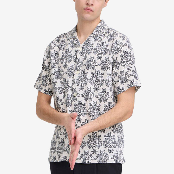 CFLINDAHL AOP Resort Shirt i färgen Jet Stream med all-over-mönster