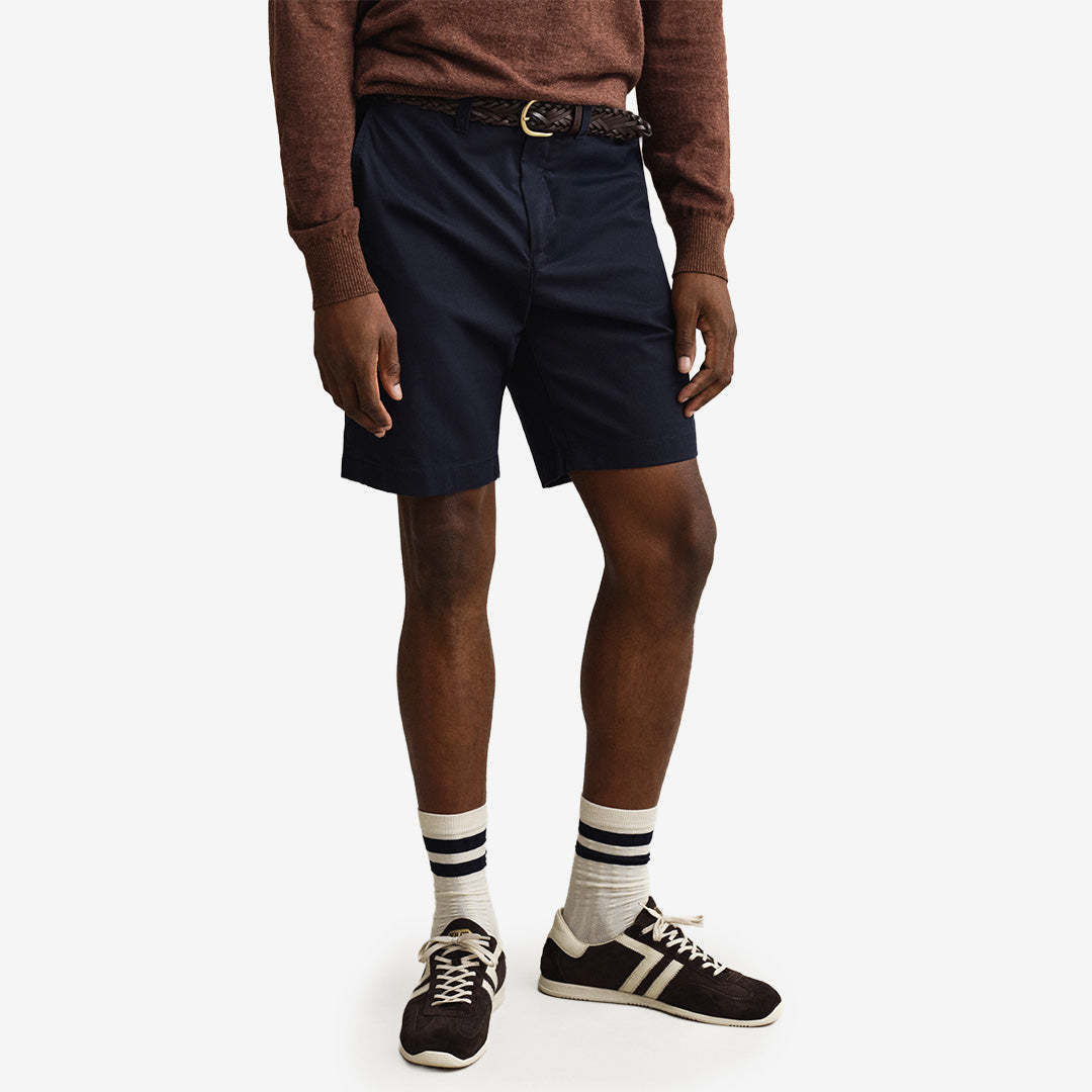 Reg classic chino shorts i evening blue, ekologisk bomull med elastan