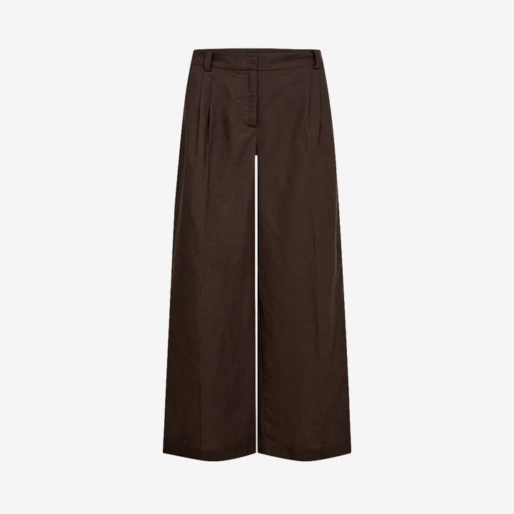 CMNATU-pants i Mulch med sidfickor och pressveck vid midjan