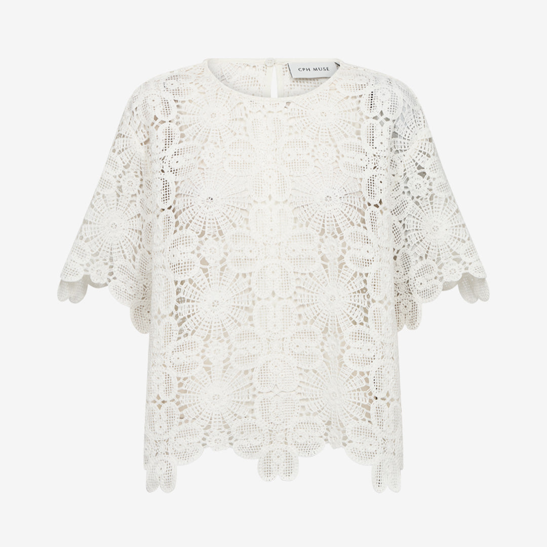 CMVILJA-BLOUSE blus i polyester i färgen Jet Stream med broderat mönster och kort ärm