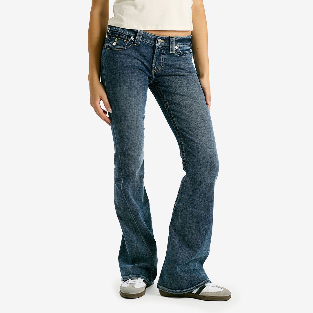 True Religion Joey low rise flare jeans dam i färgen IKGMNAIDA