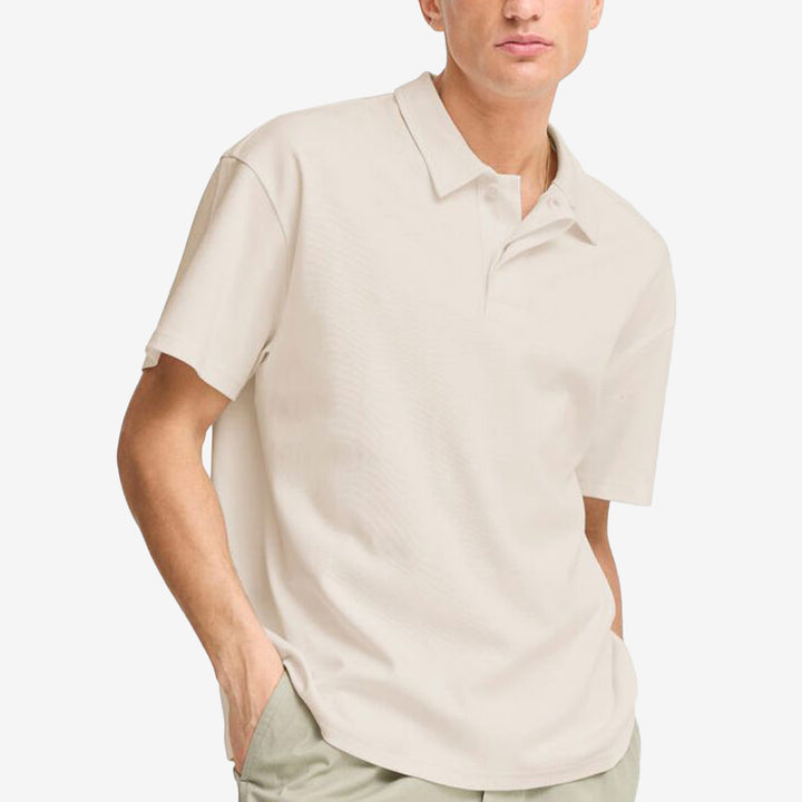 Oswald Poloshirt i Oatmeal, klassisk polotröja i 100% bomull med mjuk komfort