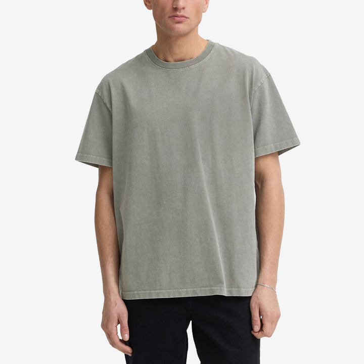 Solid SDVardell t-shirt för herr i Agave Green tillverkad i 100% bomull med klassisk och stilren design.