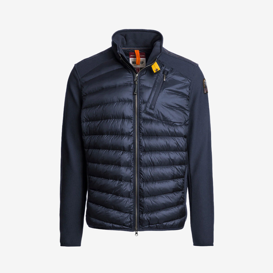 Jayden hybridjacka i färgen Blue Navy med stretch och dun, från Warm Up-serien