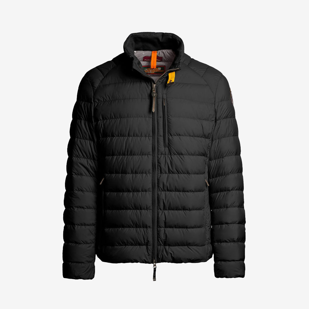 Ugo kort quiltad dunjacka i färgen Black, från Super Lightweight-serien