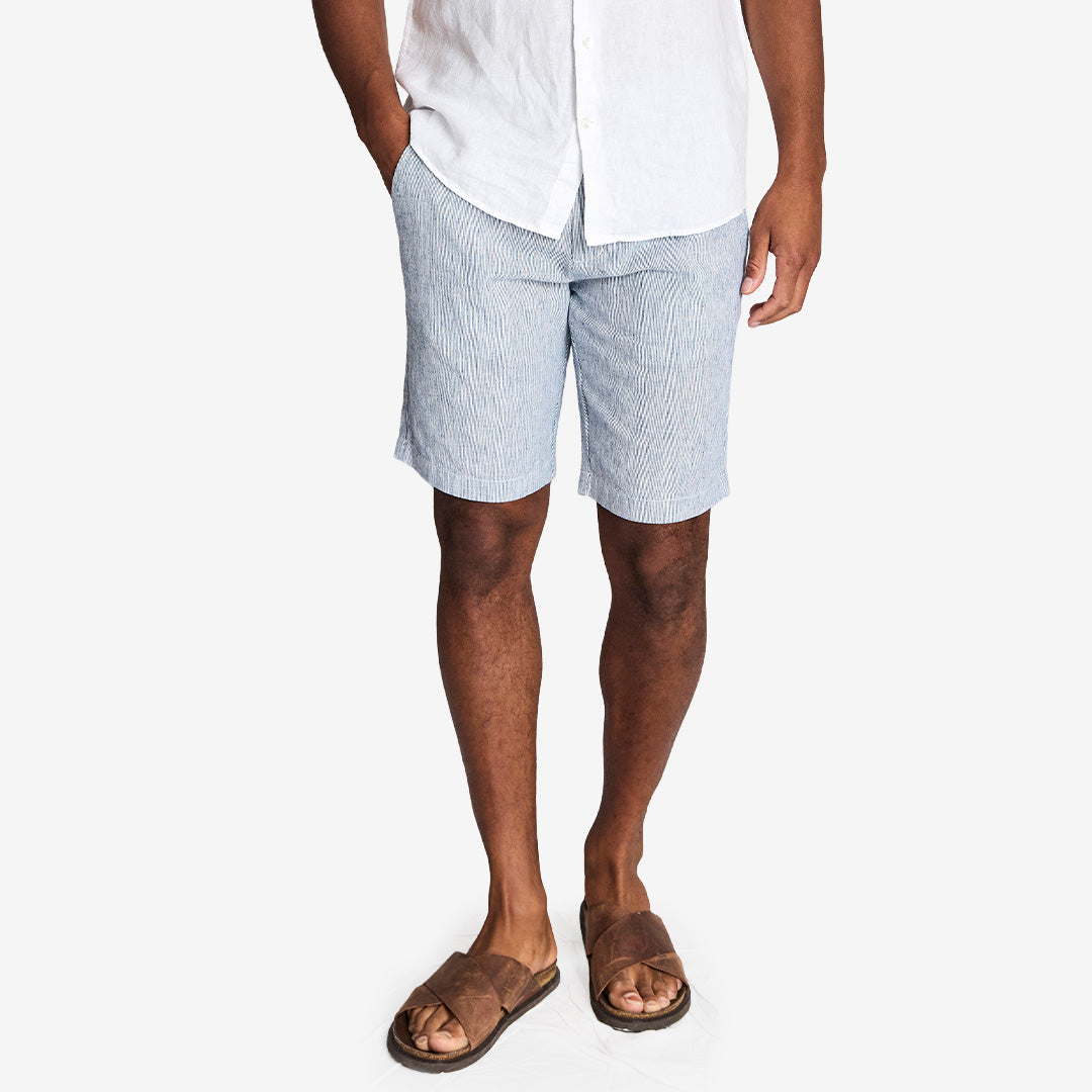 Darion Regular Fit Shorts i navy och vitt – linneshorts i bomullsblandning med regular fit