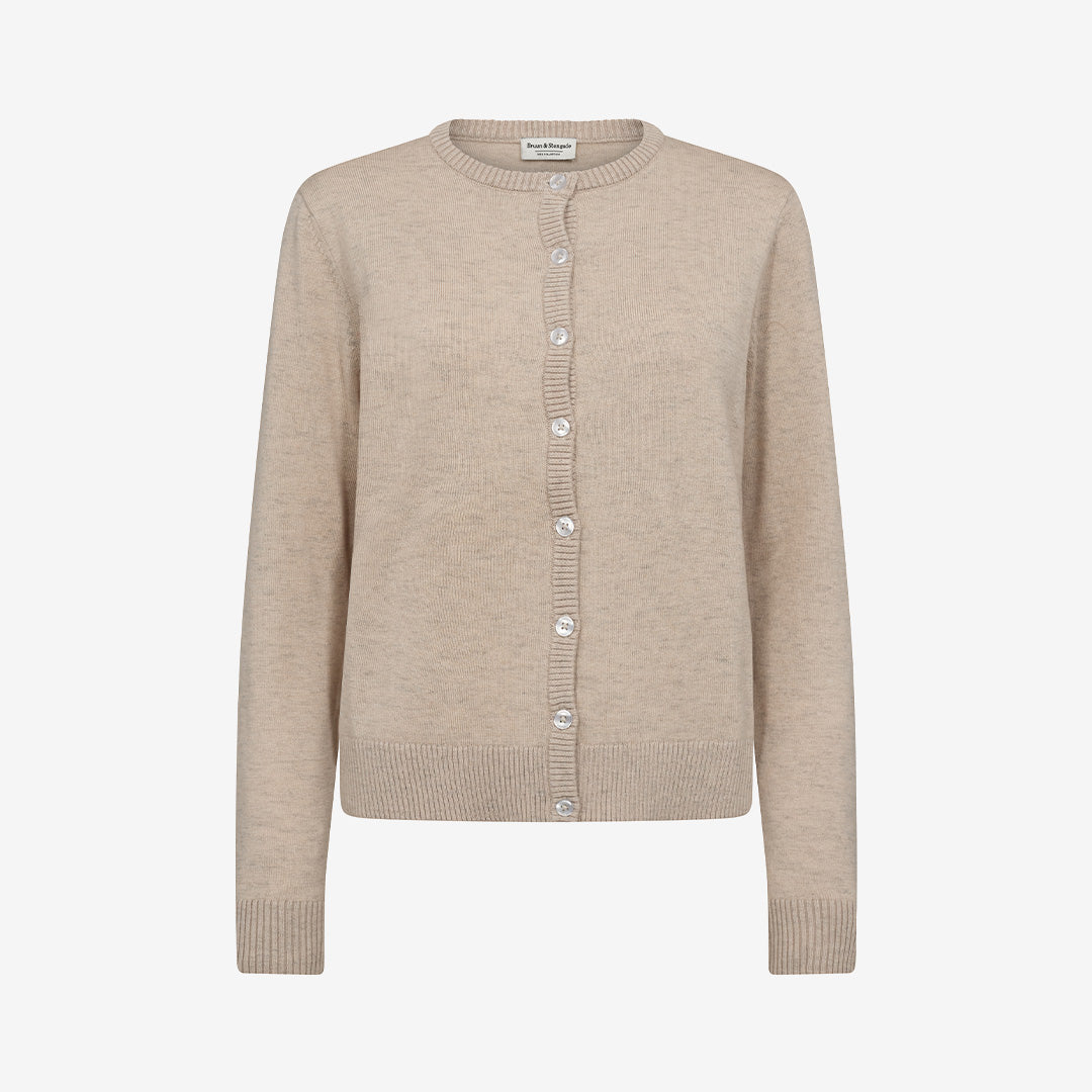 Dona Regular Fit Knitwear i ljusbrunt med knappar – tröja för herr i merinoull och Tencel med regular fit