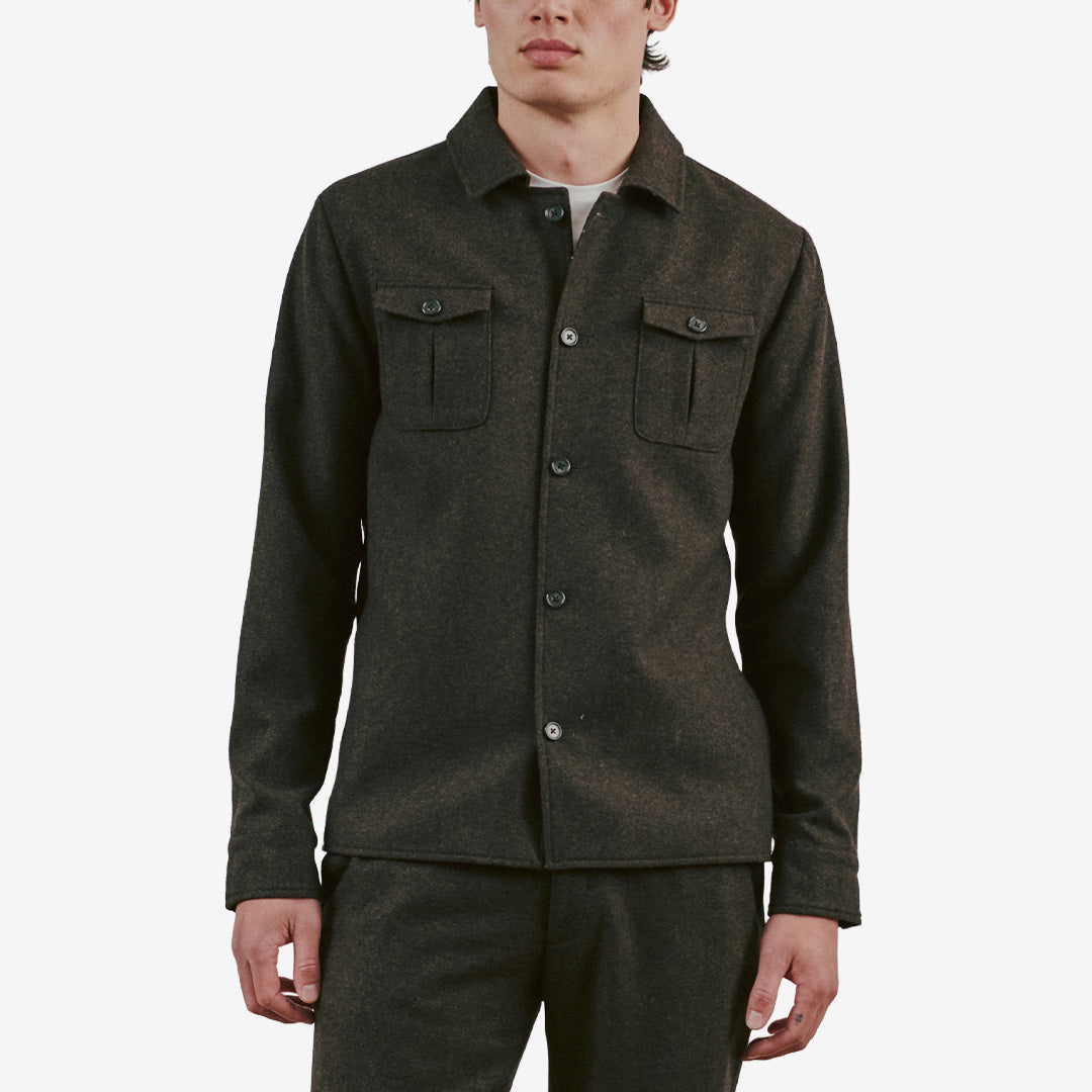 Bruun & Stengade BS Willem Classic Fit Overshirt för herr i Brown med klassisk krage, knappstängning och värmande ullblandning.