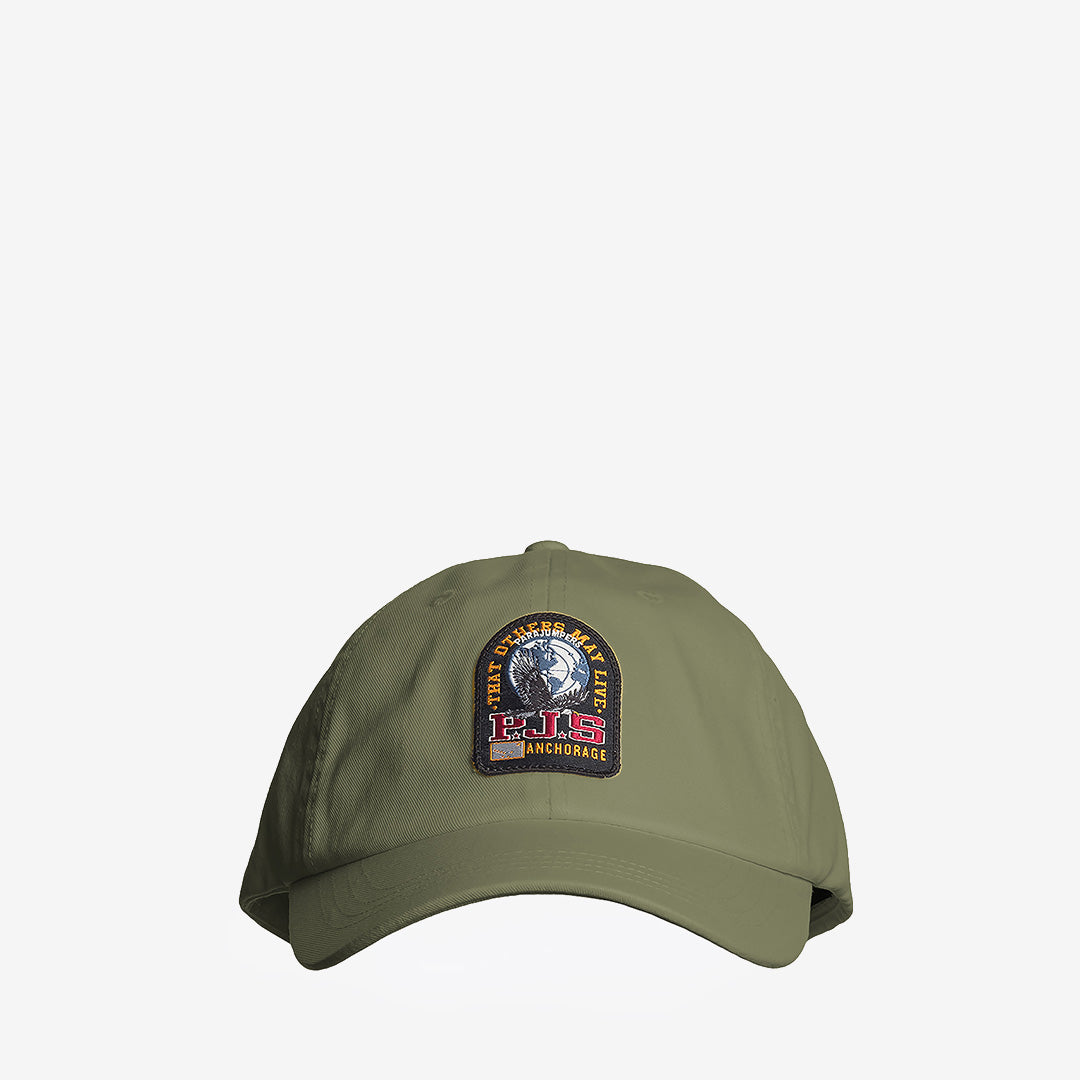 Parajumpers Patch Cap i Lichen Khaki med broderad patch framtill