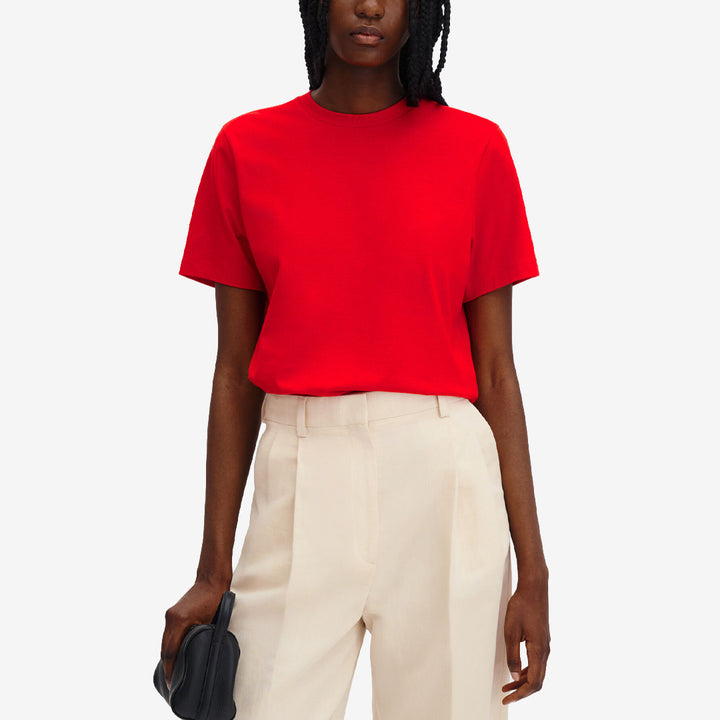 Filippa K Klassisk T-Shirt Bright Red 32183 i 100% regenerativ bomull