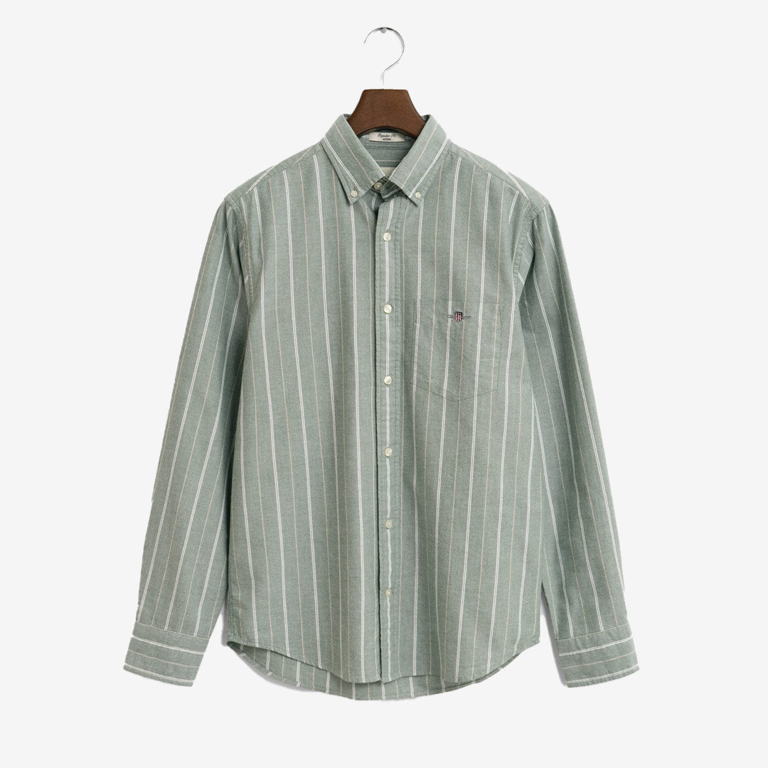 Randig herrskjorta i bomull från GANT med button-down-krage och broderad bröstlogotyp

