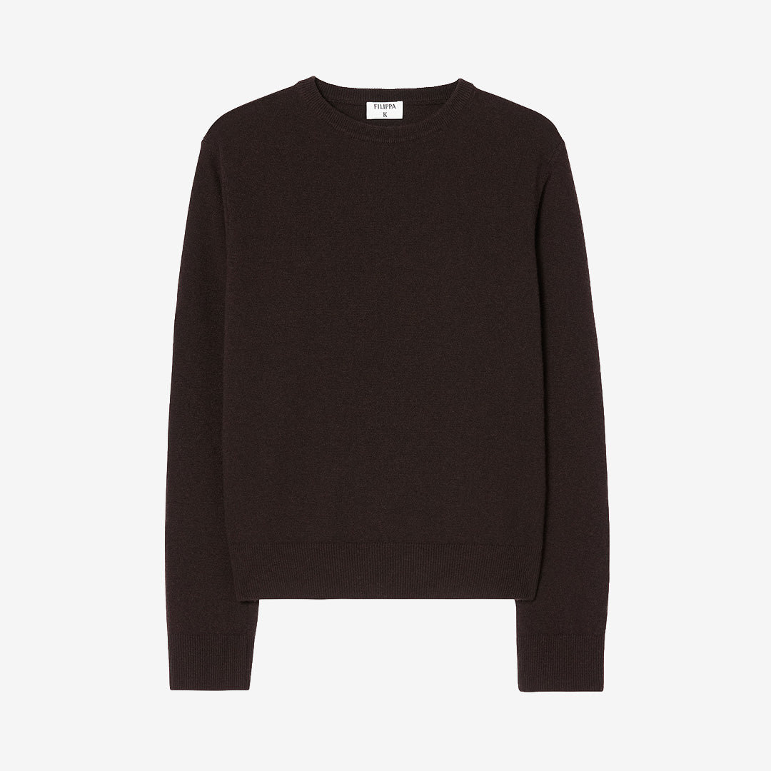 Filippa K Soft Wool Crewneck Sweater för dam i Dark Chocolate med rund halsringning och mjuk ull- och kashmirblandning.