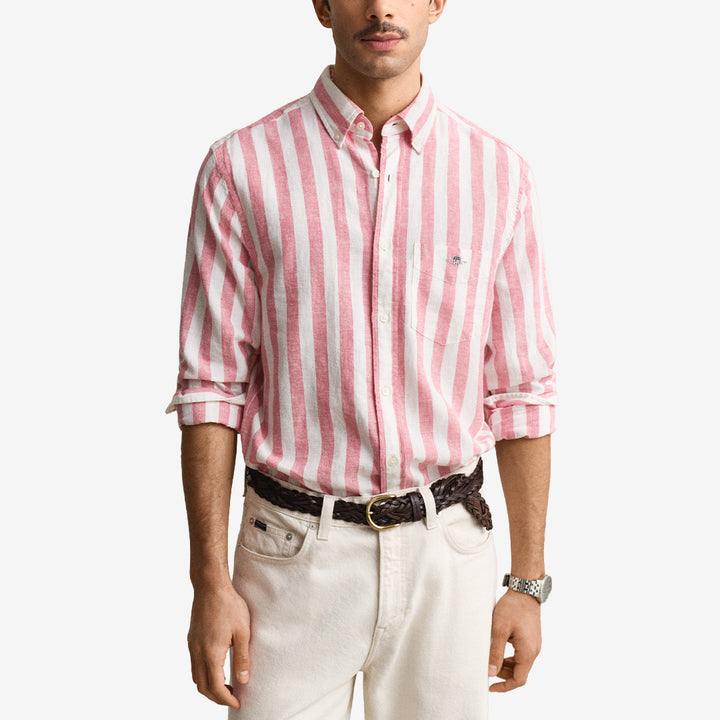 Randig skjorta från Gant i linne- och bomullsblandning i färgen Rose Pink