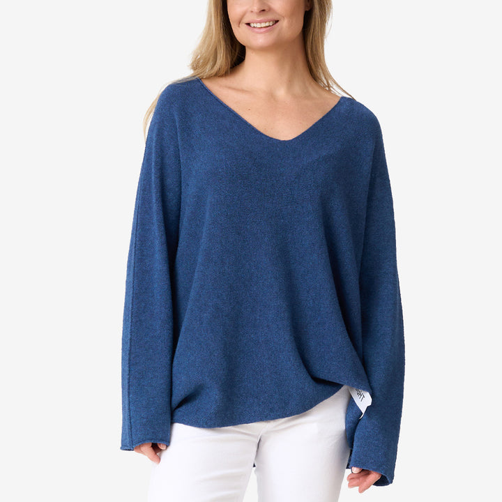 Dark jeans stickad v-ringad oversized tröja dam modell 331