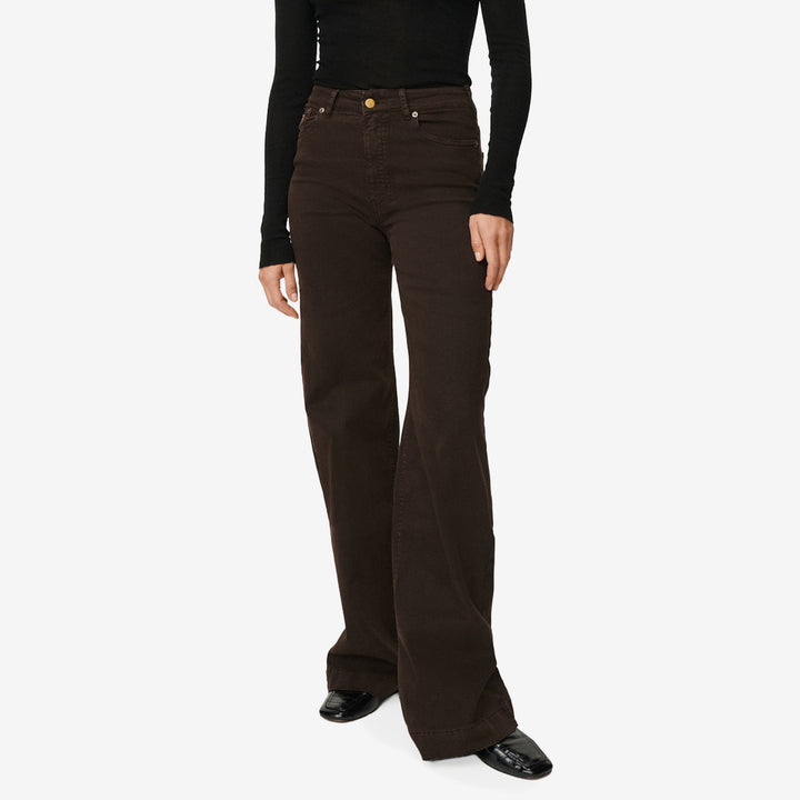 Lois Palazzo Mistral i Chocolate Brown med vida ben, palazzo-passform och mjuk lyocellblandning.