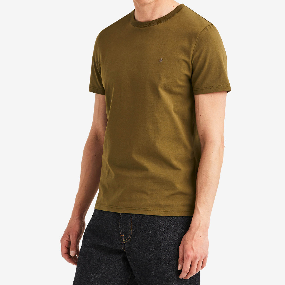 Morris James Tee i Olive, klassisk t-shirt i mjuk bomullsjersey med stretch och bekväm passform.