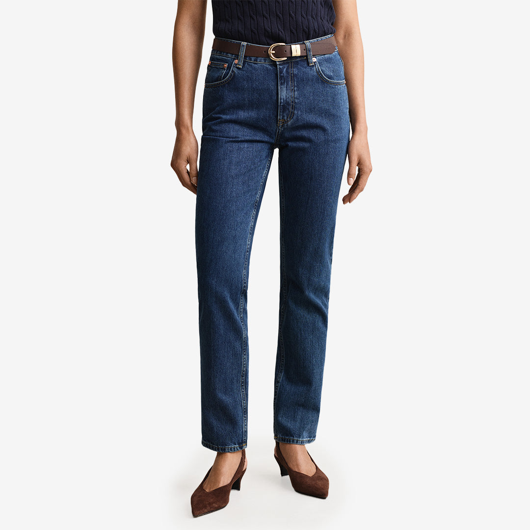 Slim fit jeans från Gant i mellanmörk blå tvätt med medelhög midja