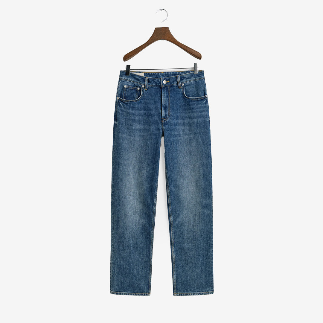 GANT blå denimjeans med rak passform, medelhög midja och signaturdetaljer – dammodell