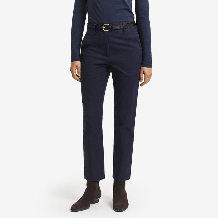 SLIM CHINOS