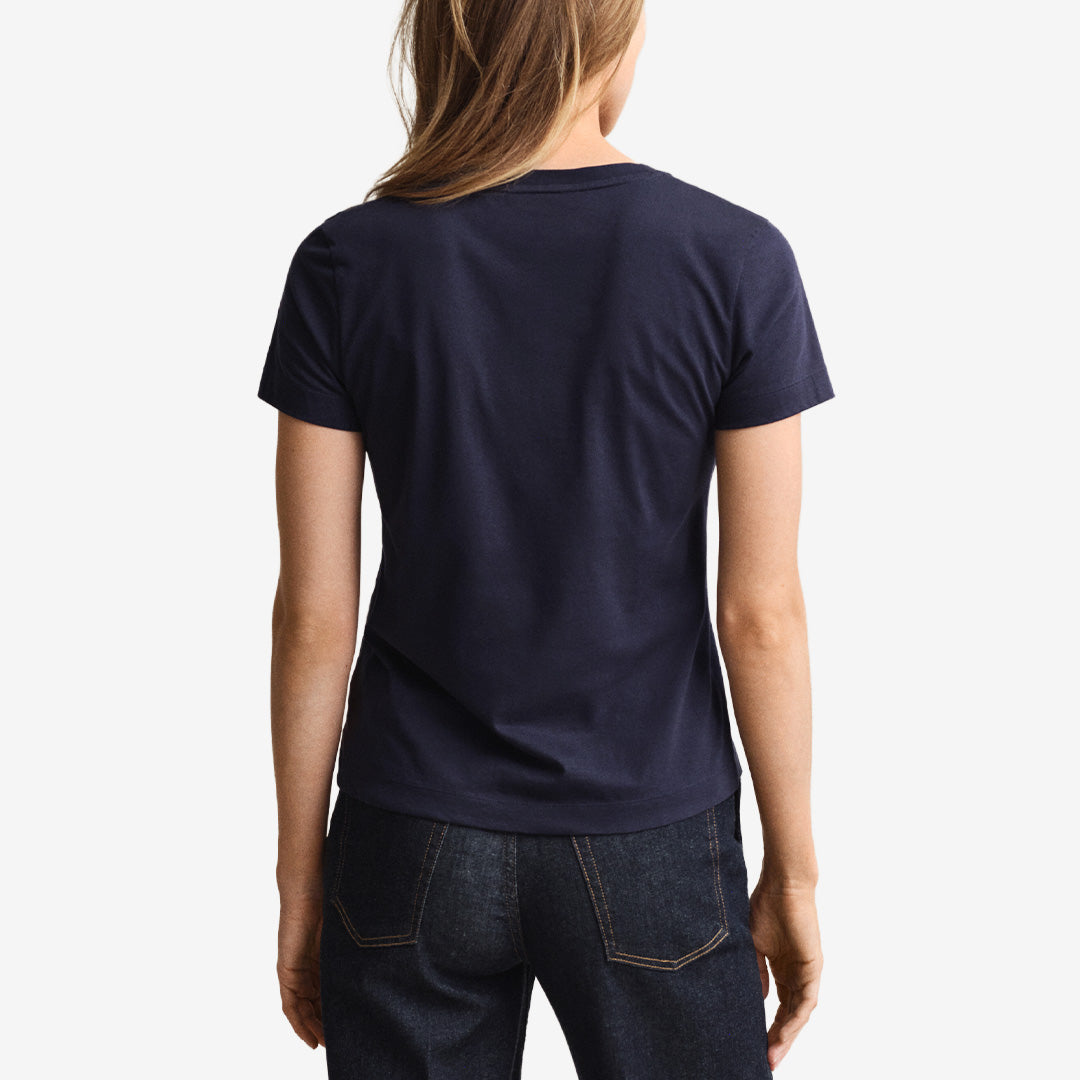 REG SHIELD SS V-NECK T-SHIRT